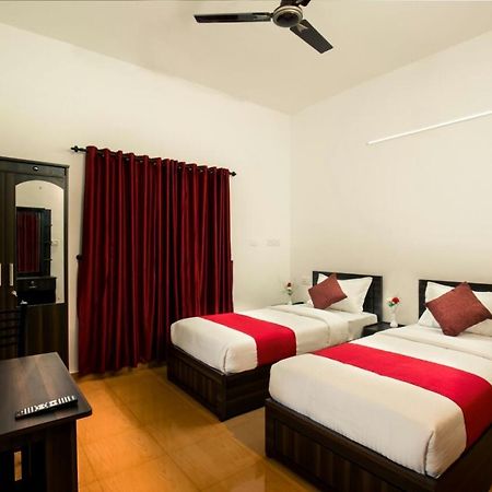 Three Roots Holiday Home Resort Sultan Bathery Exterior foto