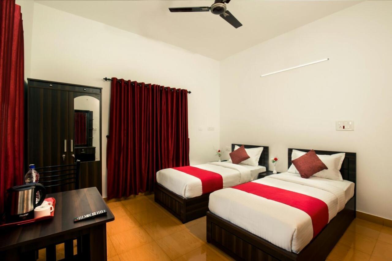 Three Roots Holiday Home Resort Sultan Bathery Exterior foto