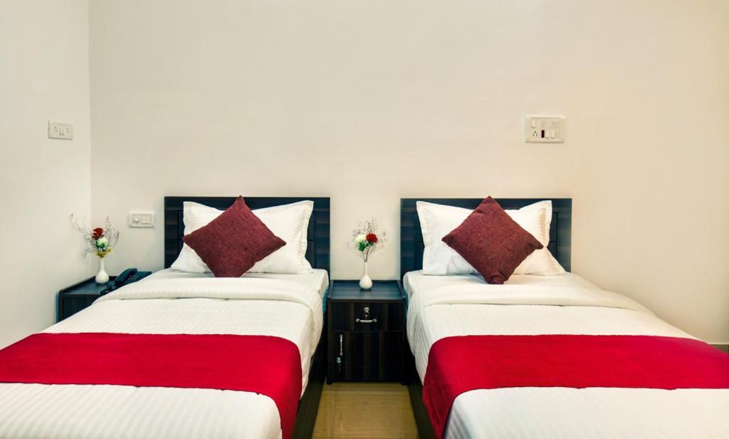 Three Roots Holiday Home Resort Sultan Bathery Exterior foto